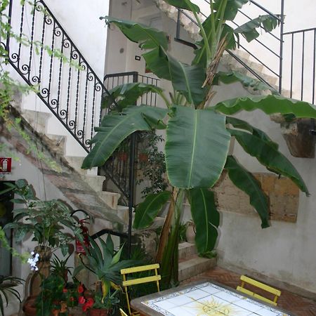 Hotel Il Cortiletto Trapani Esterno foto