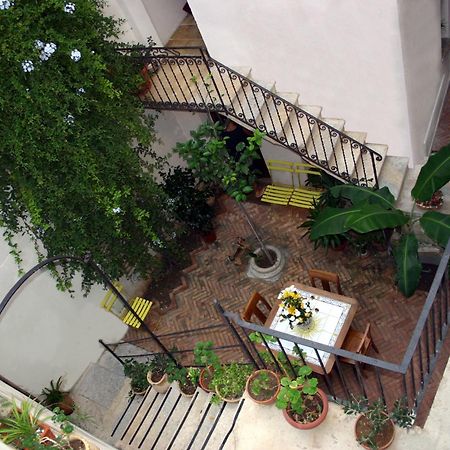 Hotel Il Cortiletto Trapani Esterno foto